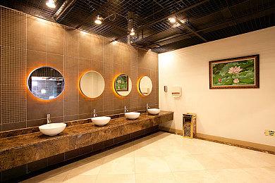 《刺客信条：影》加入女同场景 引起国外玩家批评